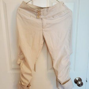 Beige Cuffed Capris - Size S (28 Inch Waist) | Classic Style & Versatility